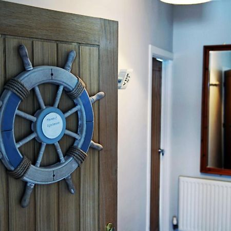 Mermaid Apartment - Sea Front Apartment With Views Saundersfoot Exterior photo