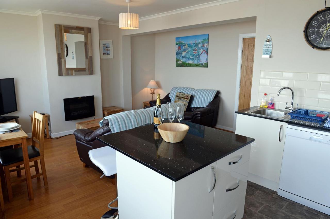 Mermaid Apartment - Sea Front Apartment With Views Saundersfoot Exterior photo